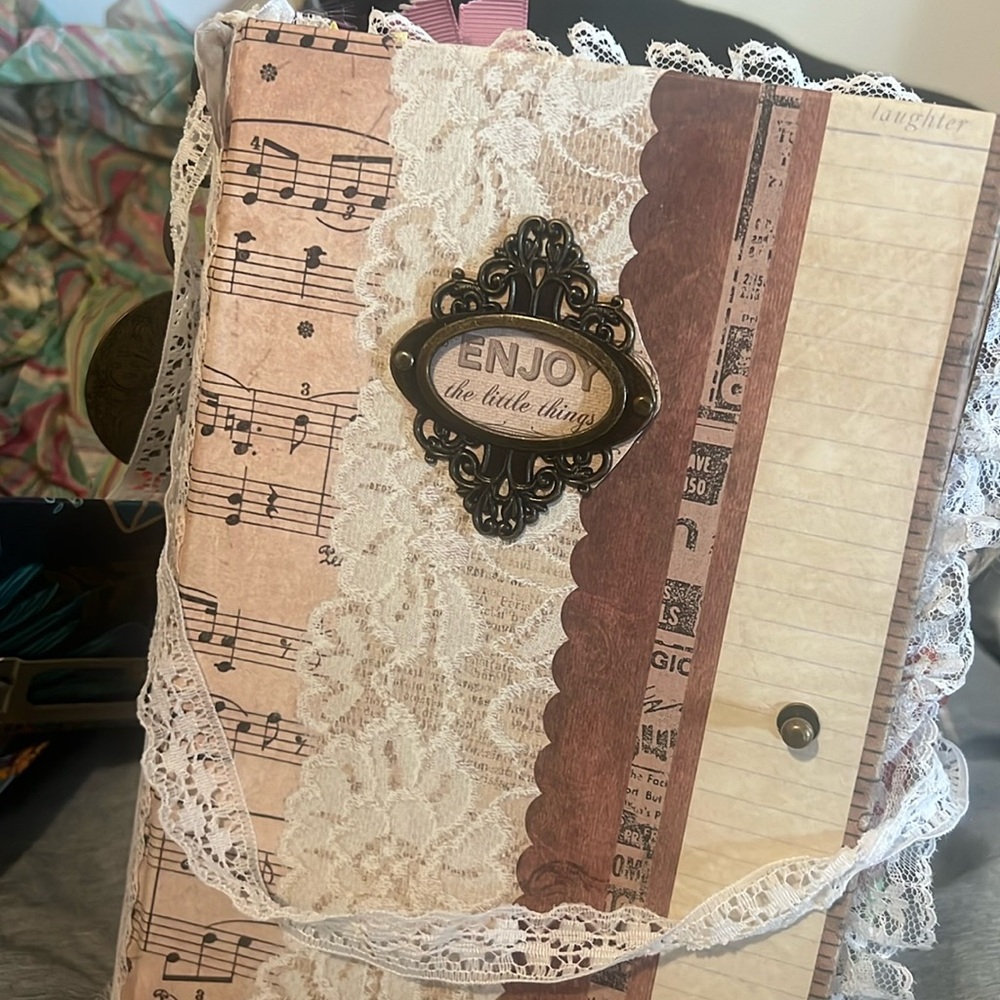 Amy Winehouse‎ Scrapbook